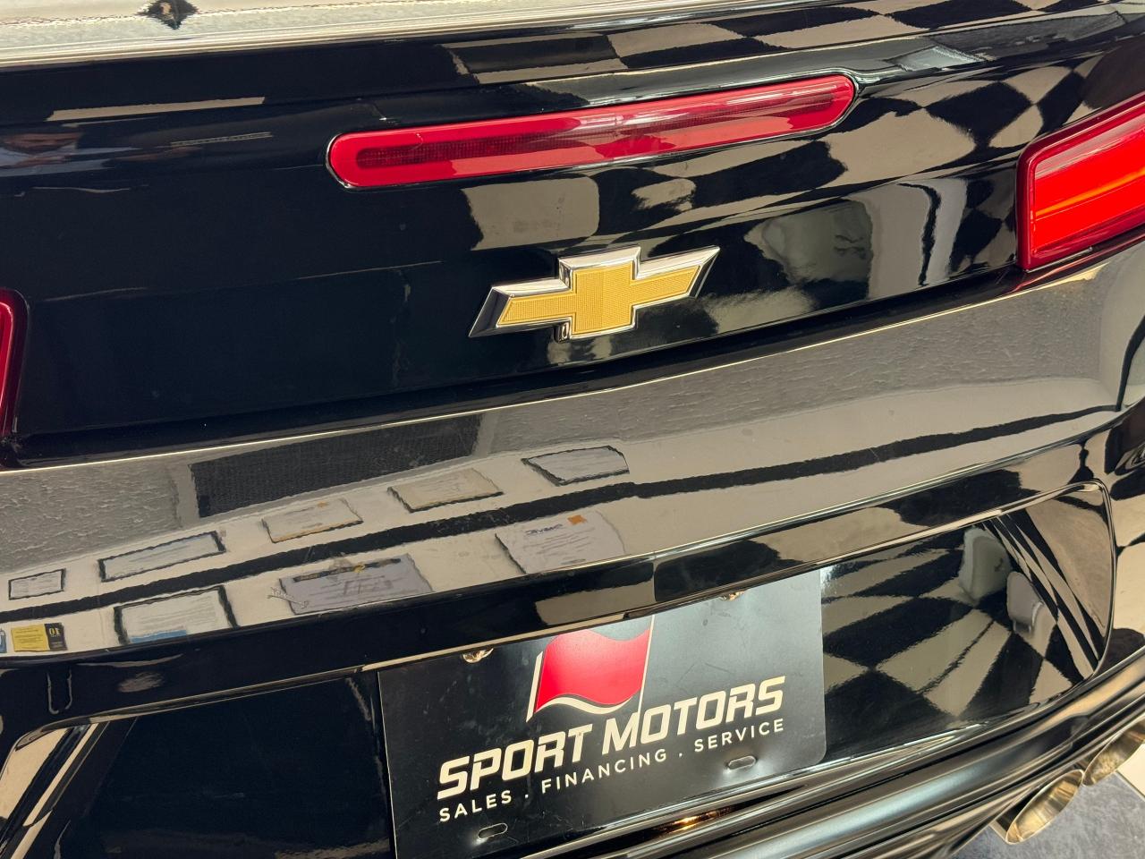 2017 Chevrolet Camaro LT 3.6L V6+ApplePlay+Camera+LED Lights+CleanCarfax - Photo #59