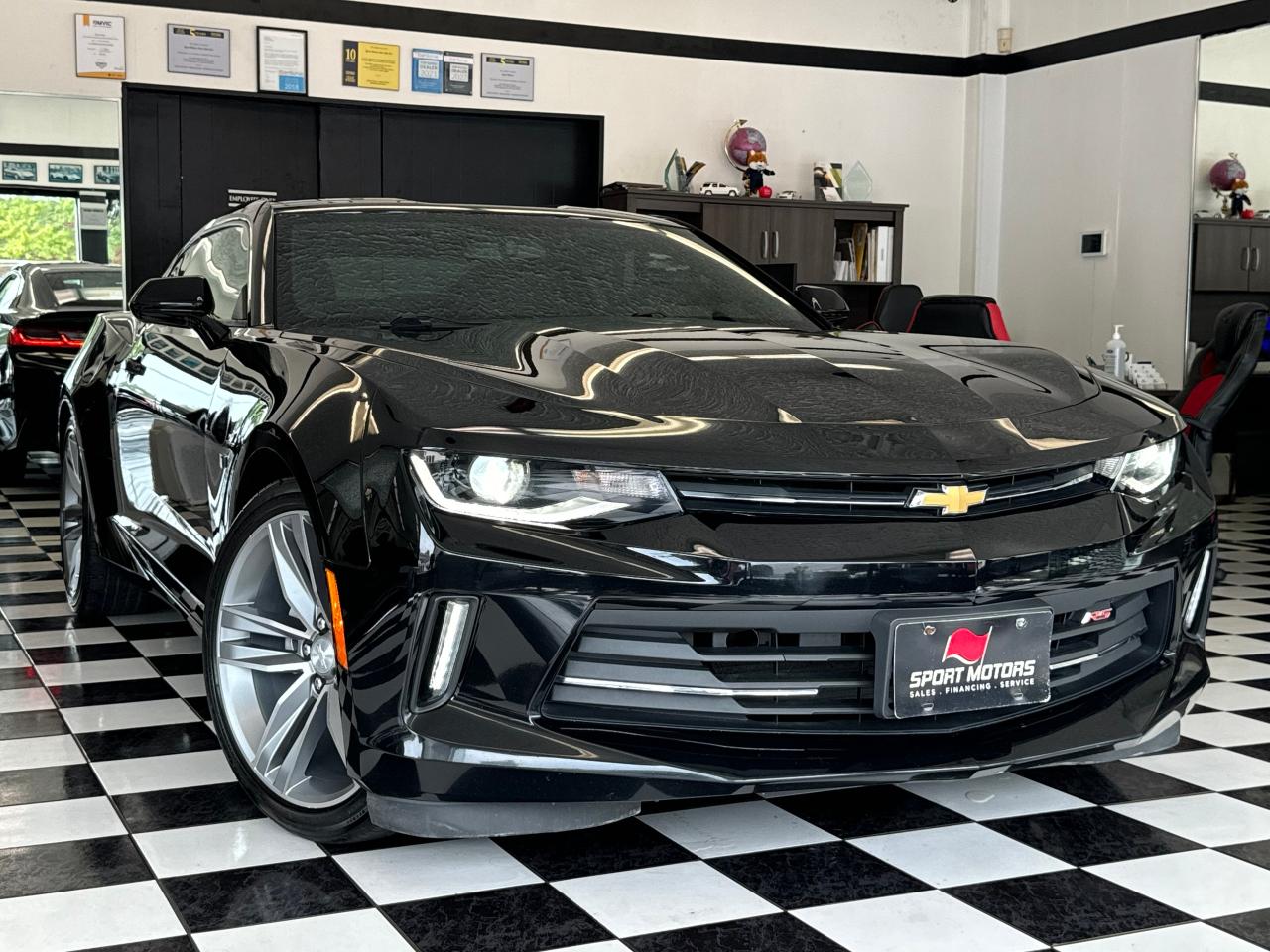 2017 Chevrolet Camaro LT 3.6L V6+ApplePlay+Camera+LED Lights+CleanCarfax Photo15