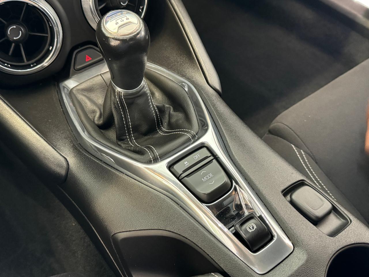 2017 Chevrolet Camaro LT 3.6L V6+ApplePlay+Camera+LED Lights+CleanCarfax - Photo #33