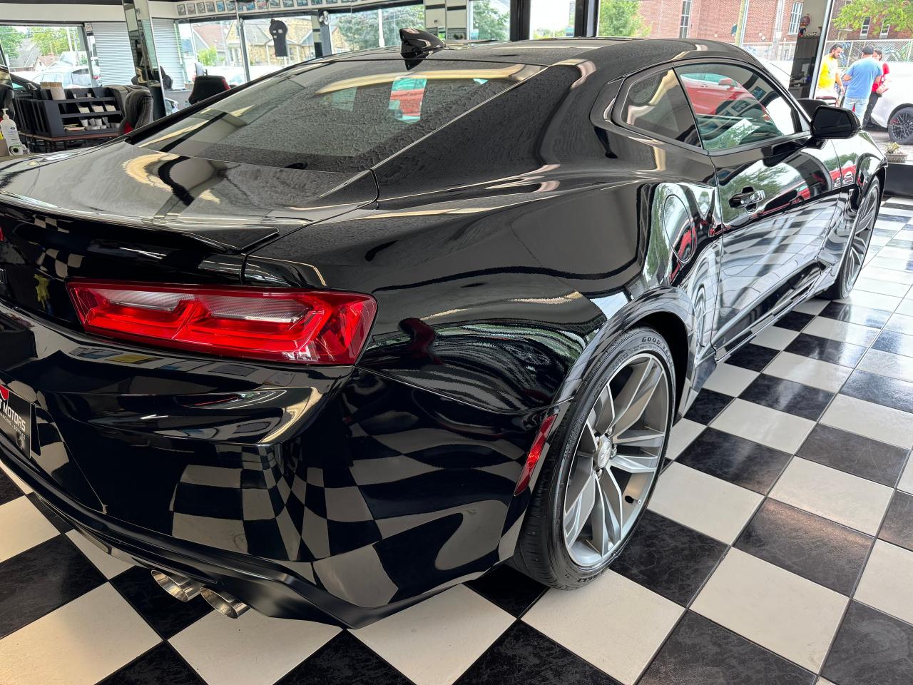 2017 Chevrolet Camaro LT 3.6L V6+ApplePlay+Camera+LED Lights+CleanCarfax - Photo #38