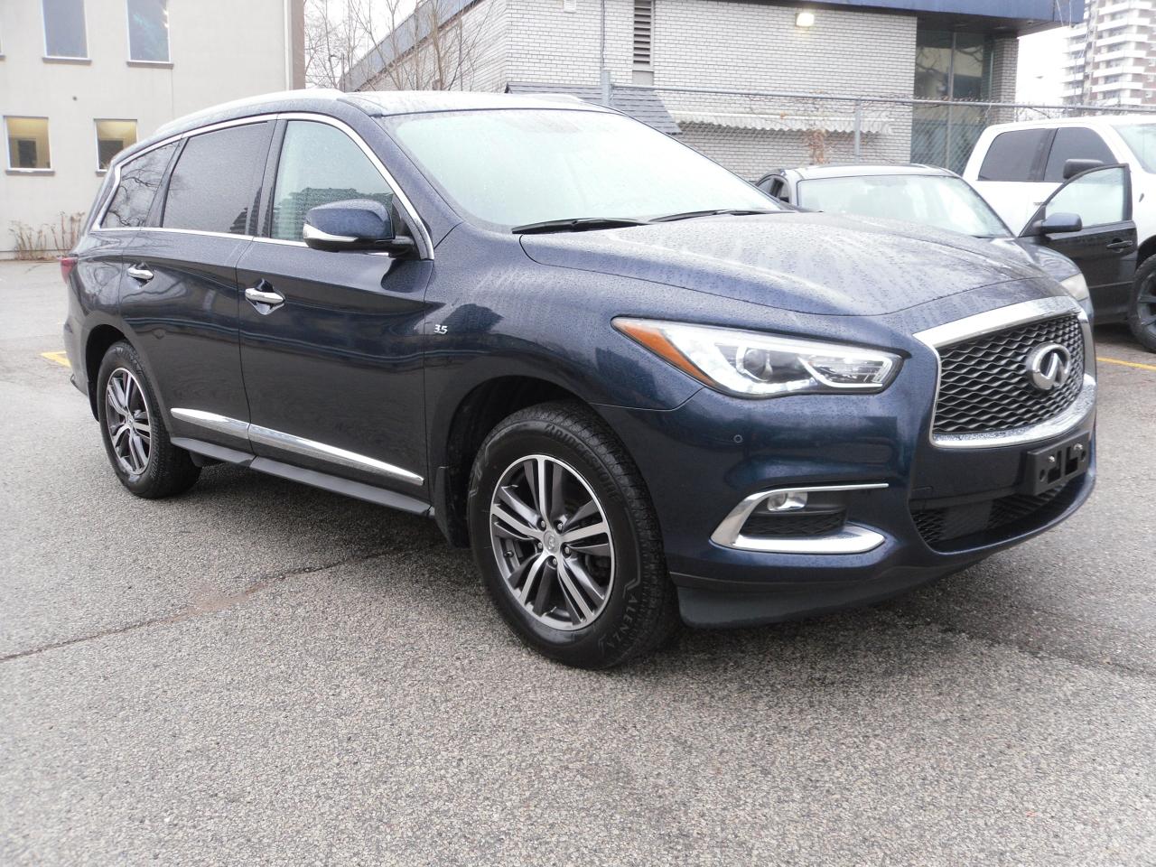 2017 Infiniti QX60 AWD - Photo #2