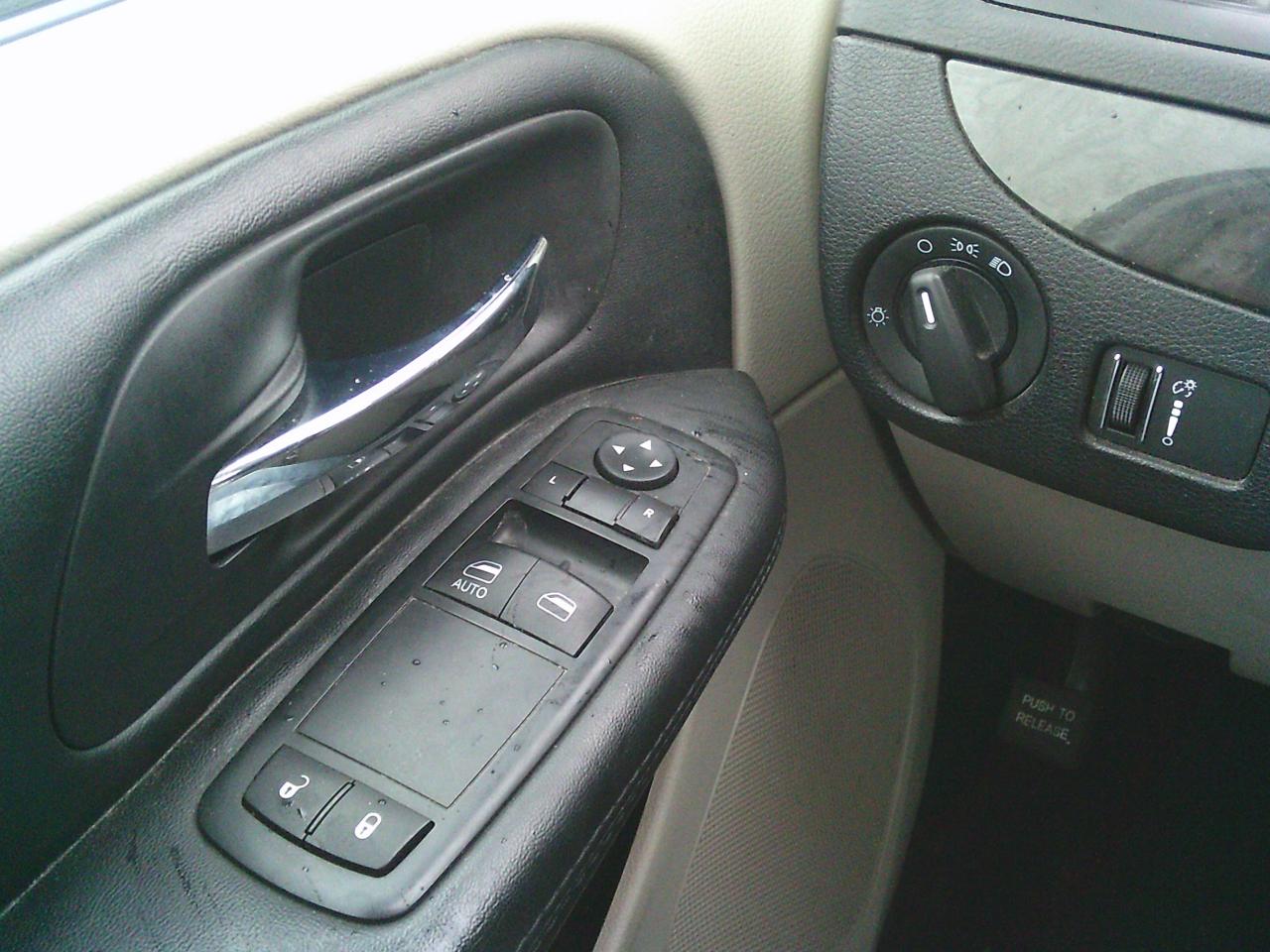 2019 Dodge Grand Caravan Cargo Van Canada Value Package 2WD Photo