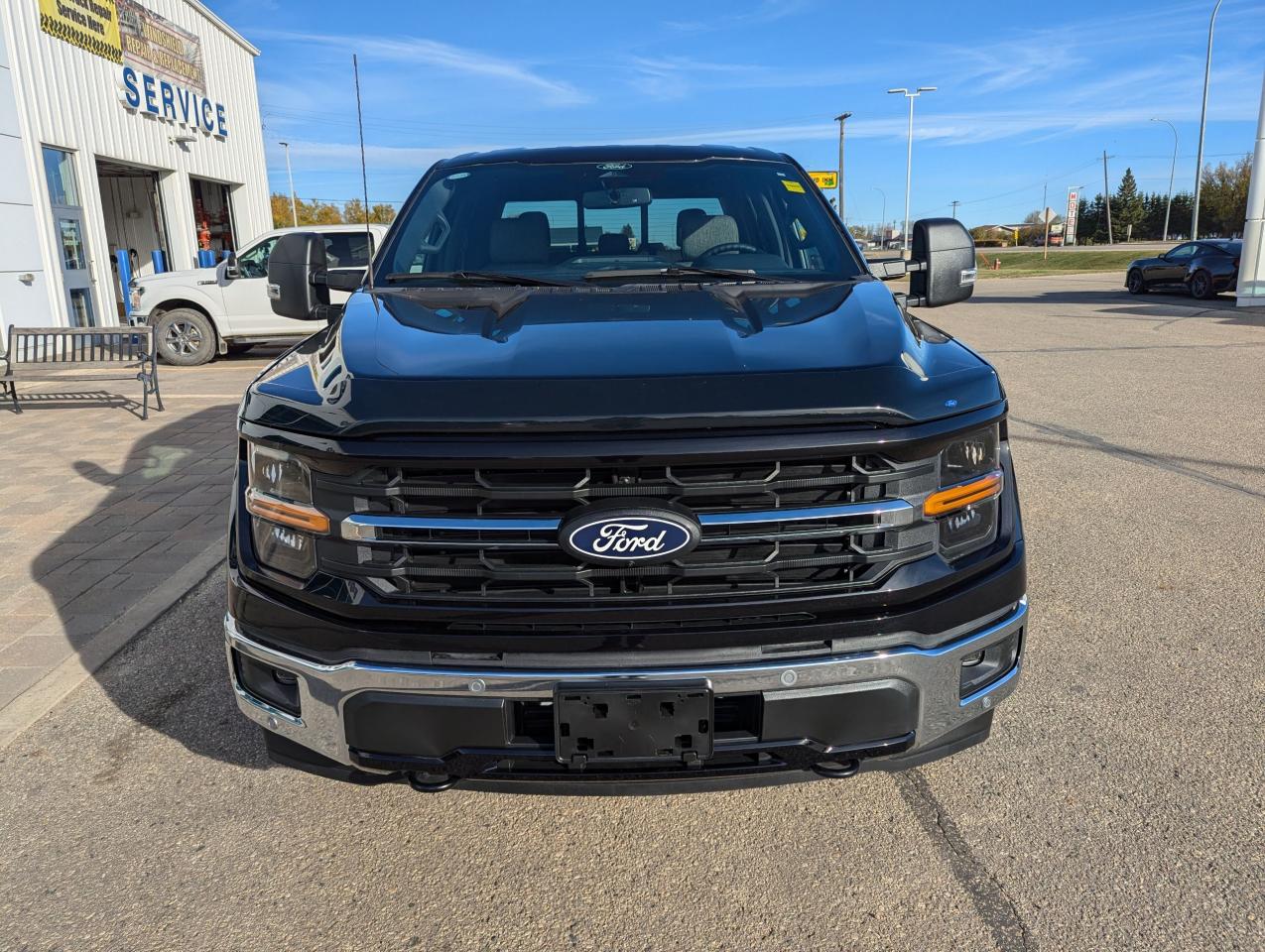 2024 Ford F-150 XLT Photo2