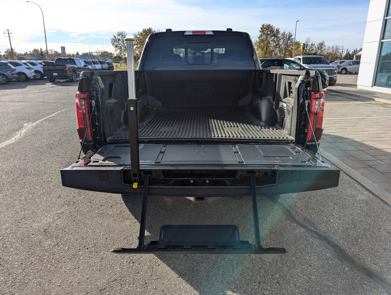 2024 Ford F-150 XLT Photo5