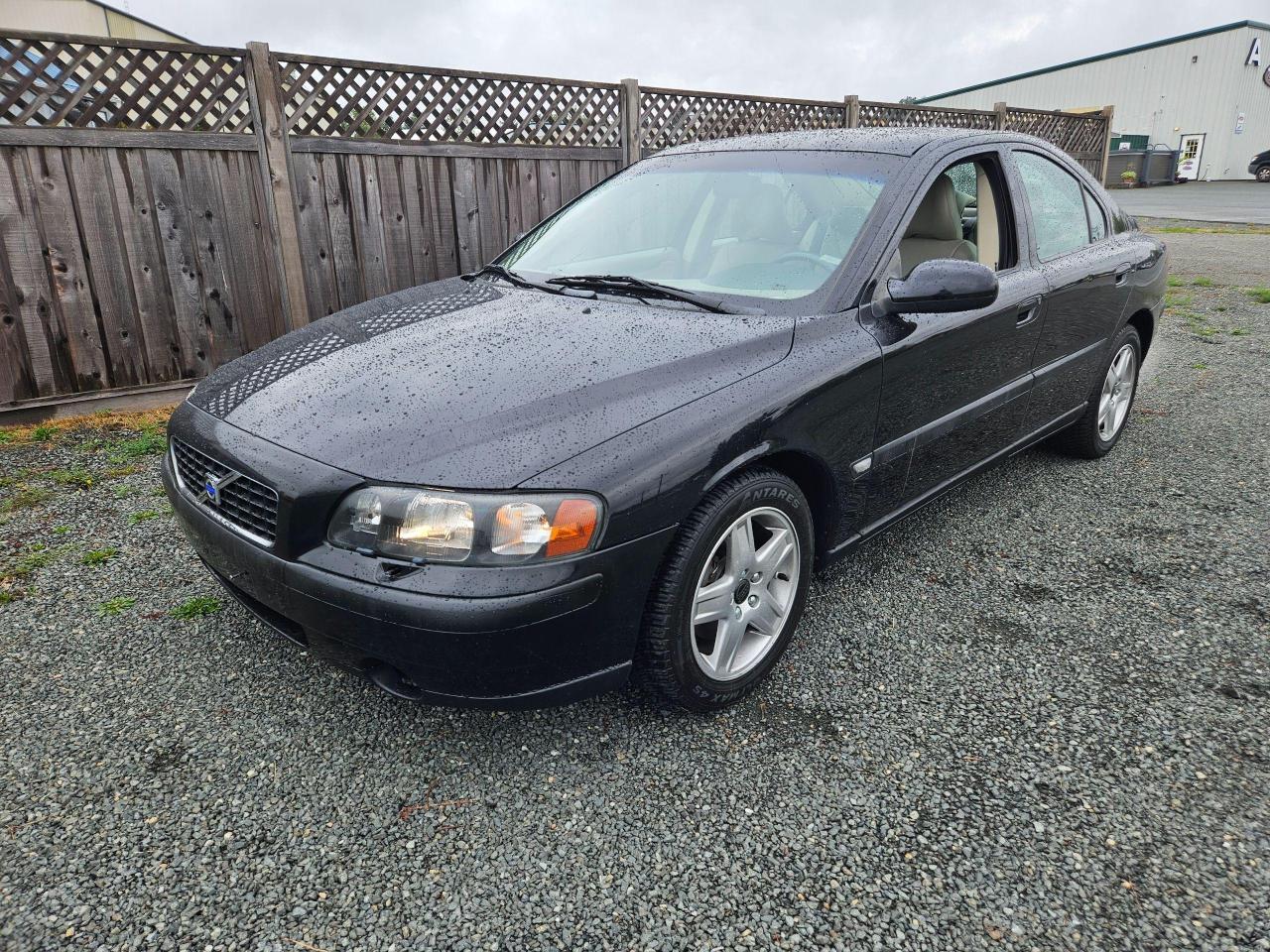 Used 2002 Volvo S60  for sale in Parksville, BC