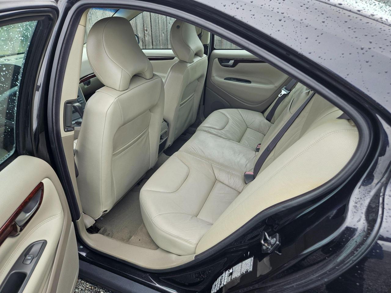 2002 Volvo S60  - Photo #19