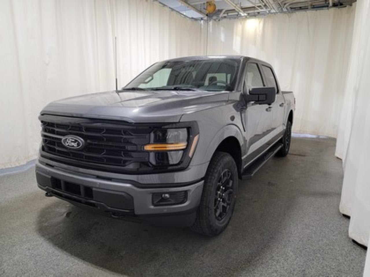 New 2024 Ford F-150 XLT for sale in Regina, SK