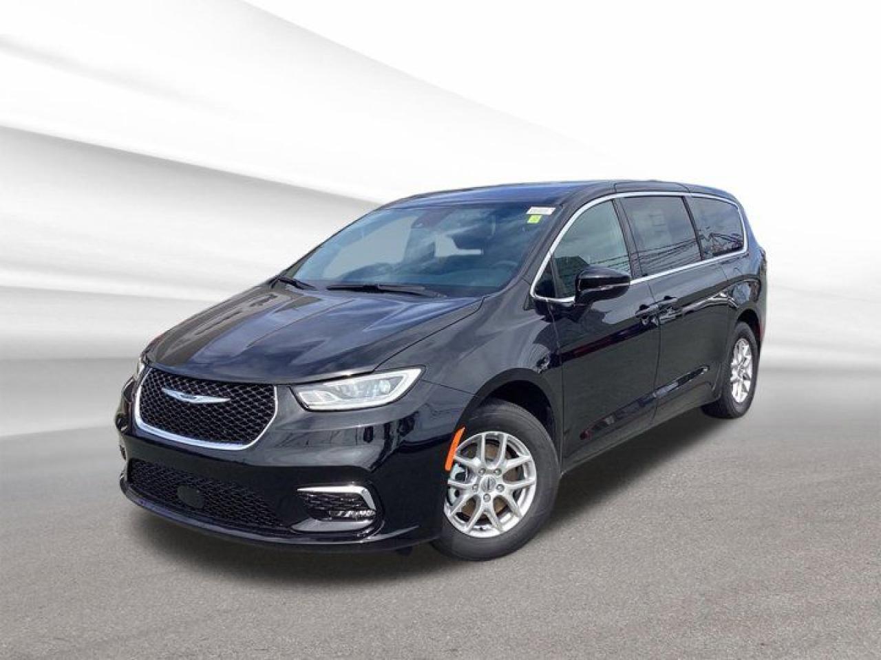 New 2024 Chrysler Pacifica Touring for sale in Halifax, NS