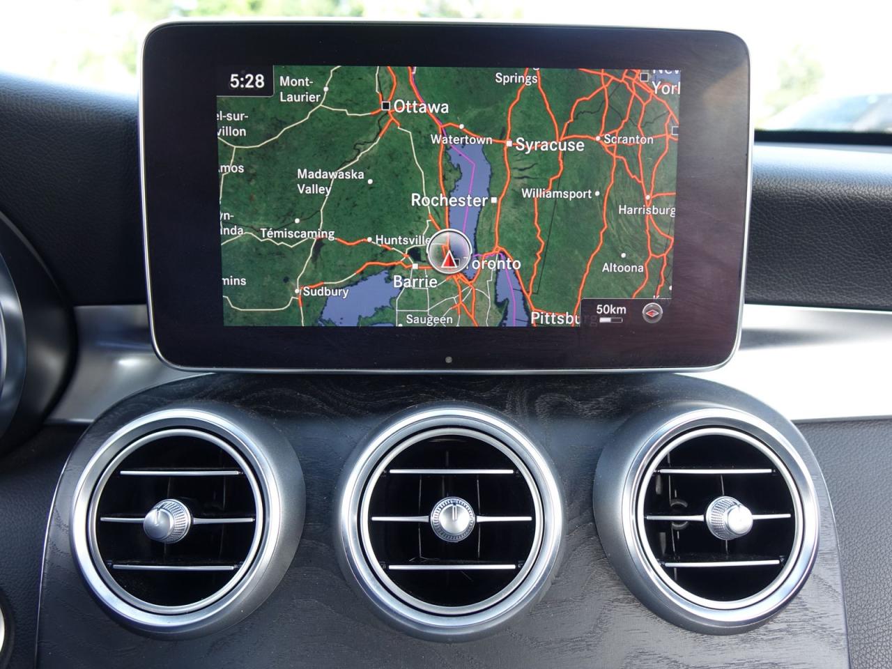 2019 Mercedes-Benz GL-Class GLC300 4MATIC - Photo #25