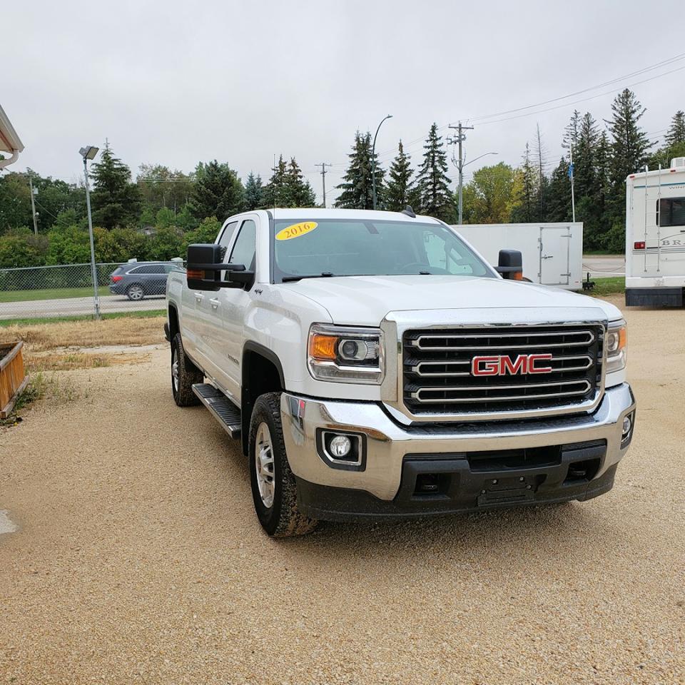2016 GMC Sierra 2500 ONLY 76501 KM - Photo #4