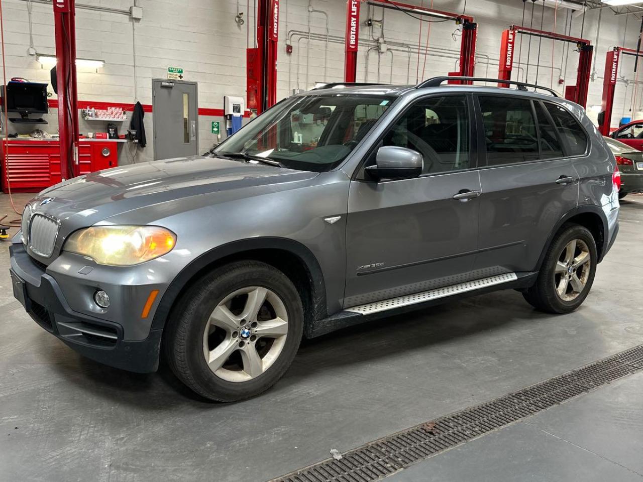 Used 2010 BMW X5 35D for sale in Brampton, ON