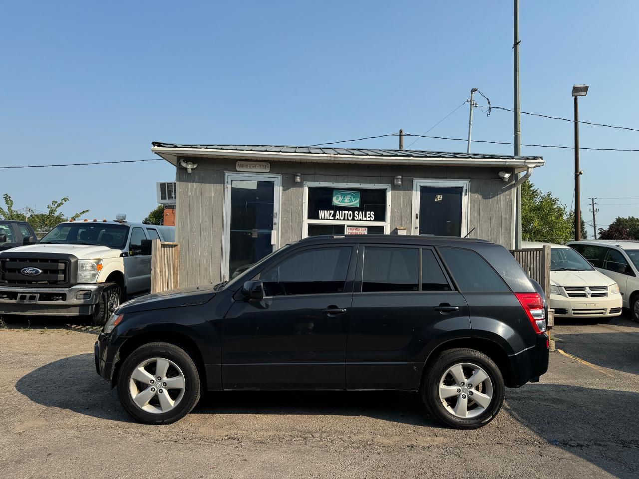 2010 Suzuki Grand Vitara JX Photo4