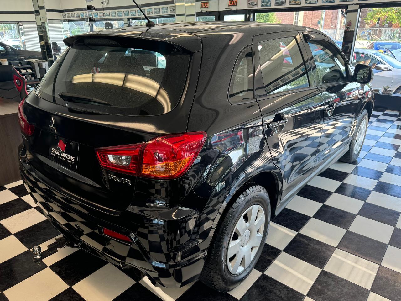 2011 Mitsubishi RVR ES+Power Windows+Cruise Control+A/C+5 Speed Manual Photo6