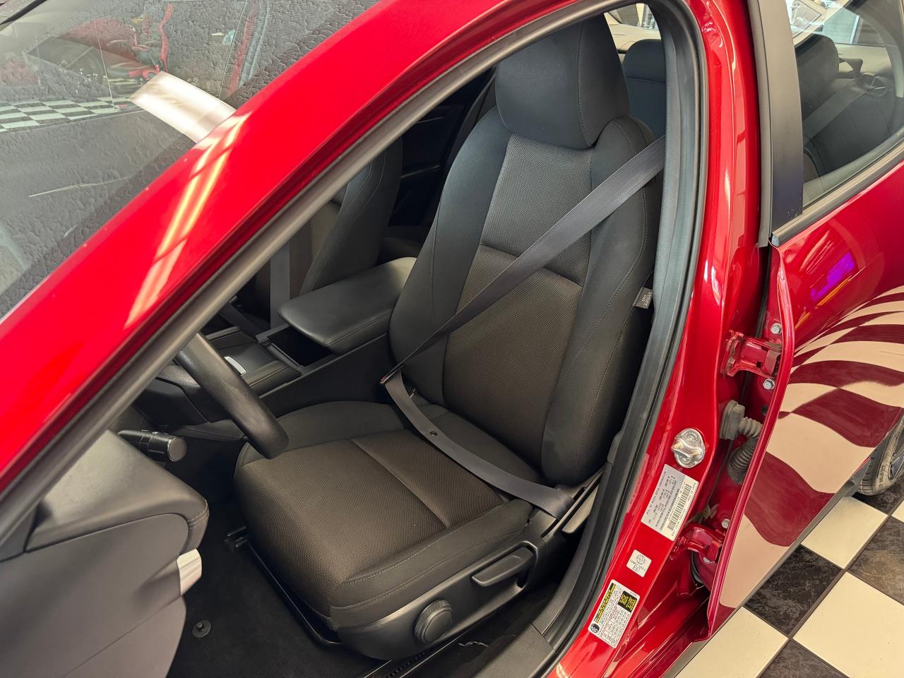 2019 Mazda MAZDA3 GX+New Tires+Alloys+BSM+Heated Seats+CLEANC CARFAX Photo21