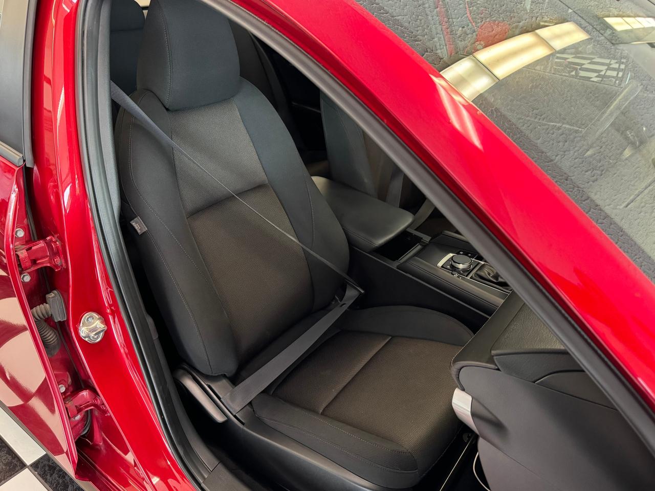 2019 Mazda MAZDA3 GX+New Tires+Alloys+BSM+Heated Seats+CLEANC CARFAX Photo89