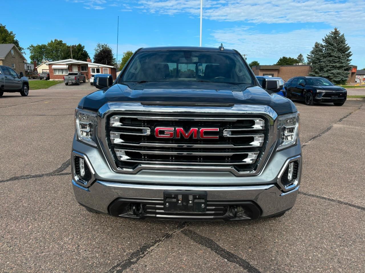 2020 GMC Sierra 1500 2020 GMC Sierra SLT Crew 4WD Photo