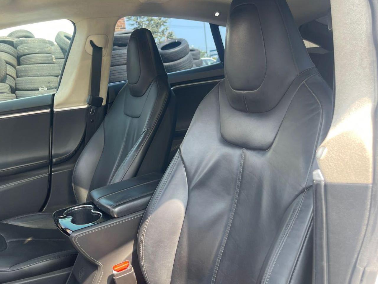 2014 Tesla Model S 4dr Sdn Performance Photo3