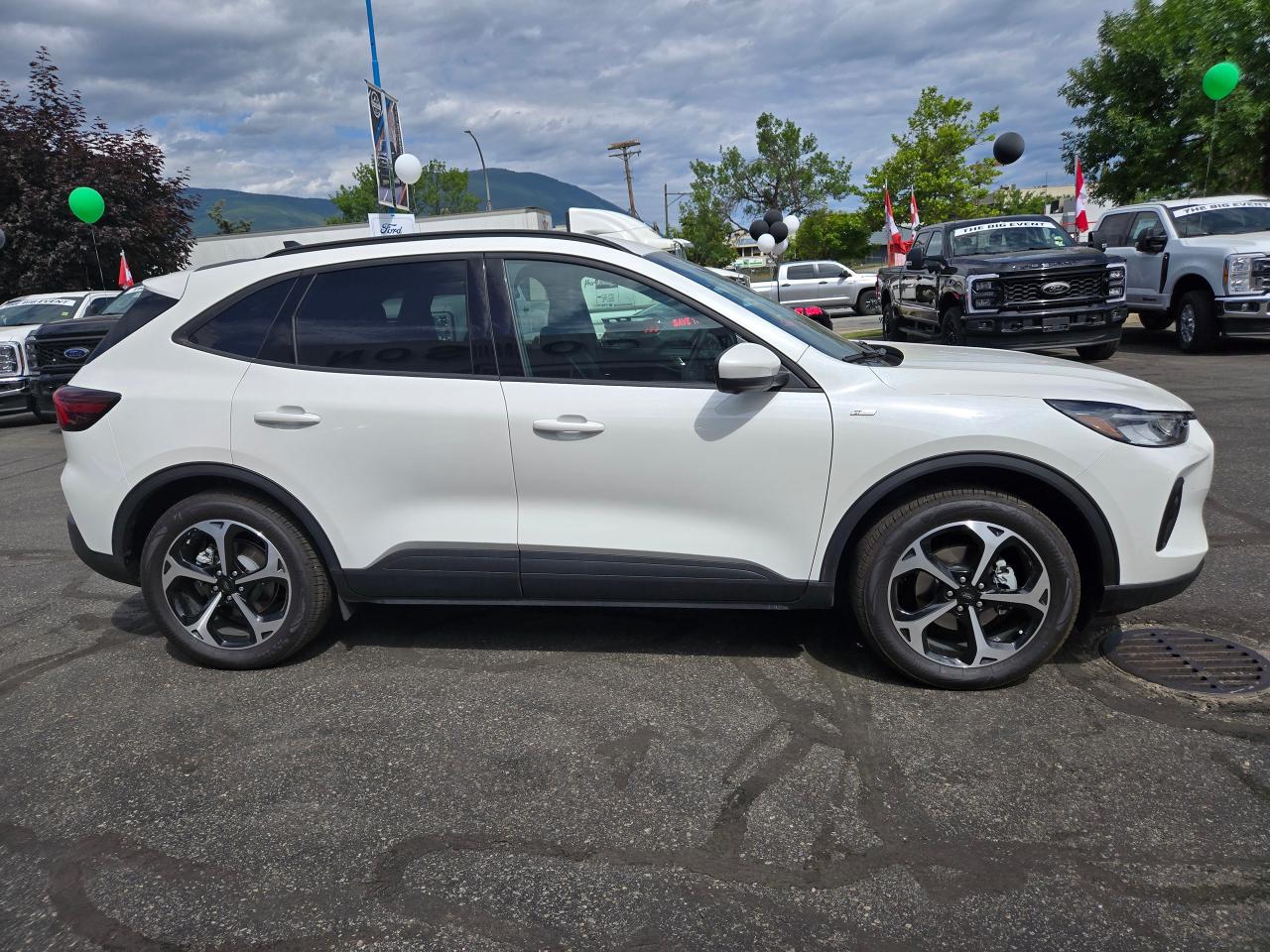 2025 Ford Escape ST-Line Select Photo