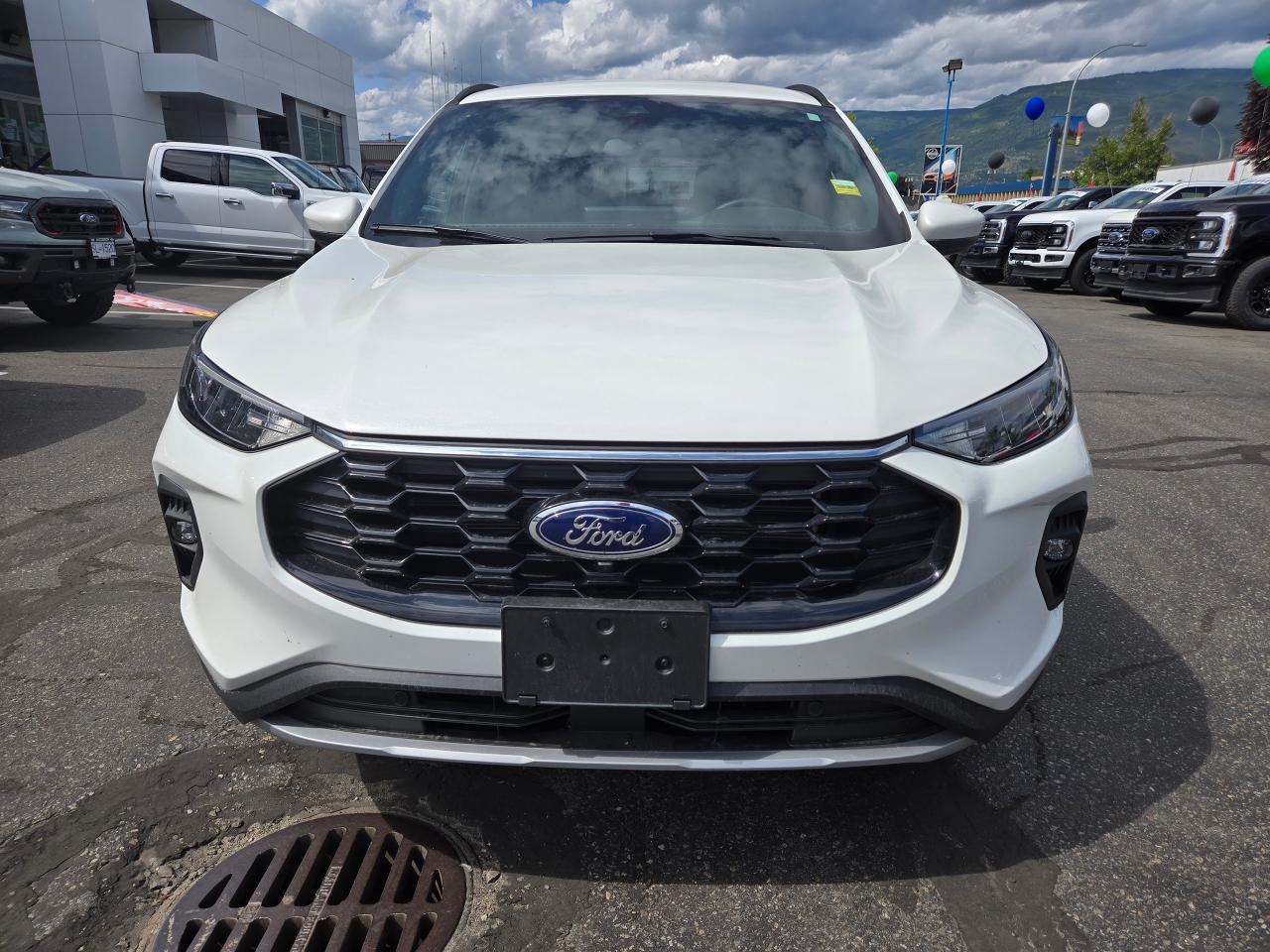 2025 Ford Escape ST-Line Select Photo