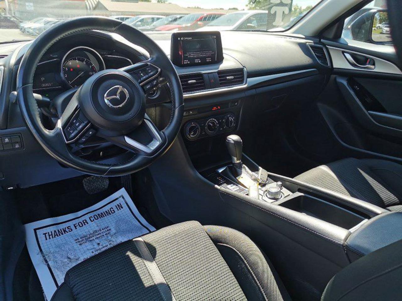 2018 Mazda MAZDA3 i Touring - Photo #25