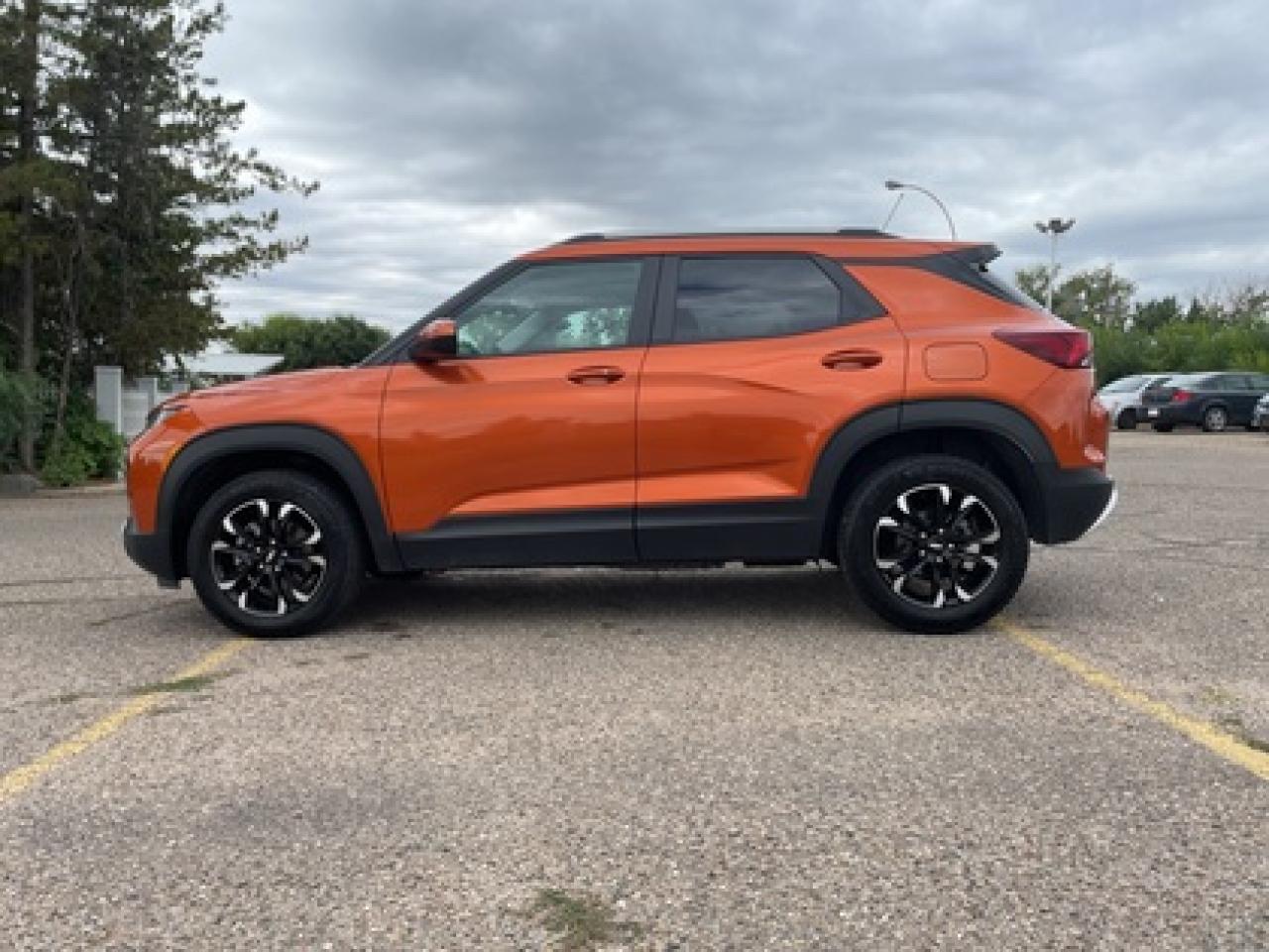 2022 Chevrolet TrailBlazer SAVE THOUSANDS HAIL DAMAGE Photo3