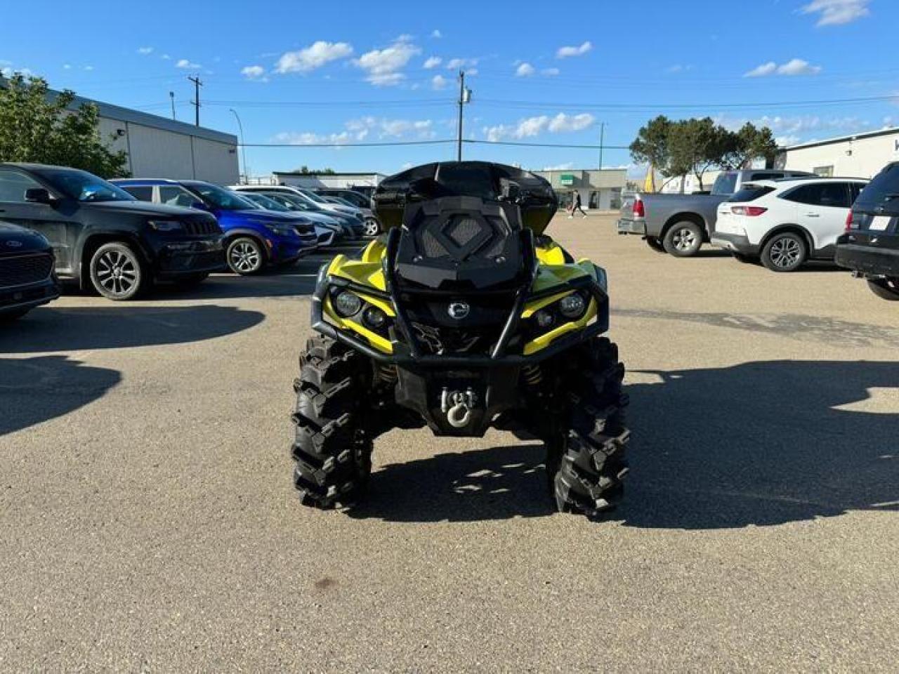 2019 CAN AM Can Am Outlander 850 XMR  $108 B/W - Photo #2