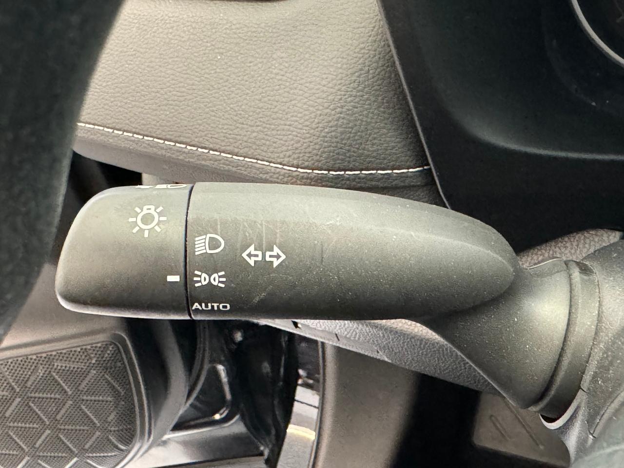 2023 Toyota RAV4 LE HYBRID AWD+LIKE NEW! ONE OWNER! CLEAN CARFAX! - Photo #51