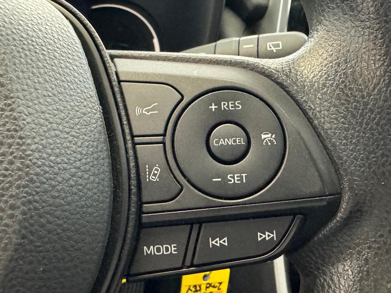 2023 Toyota RAV4 LE HYBRID AWD+LIKE NEW! ONE OWNER! CLEAN CARFAX! Photo48
