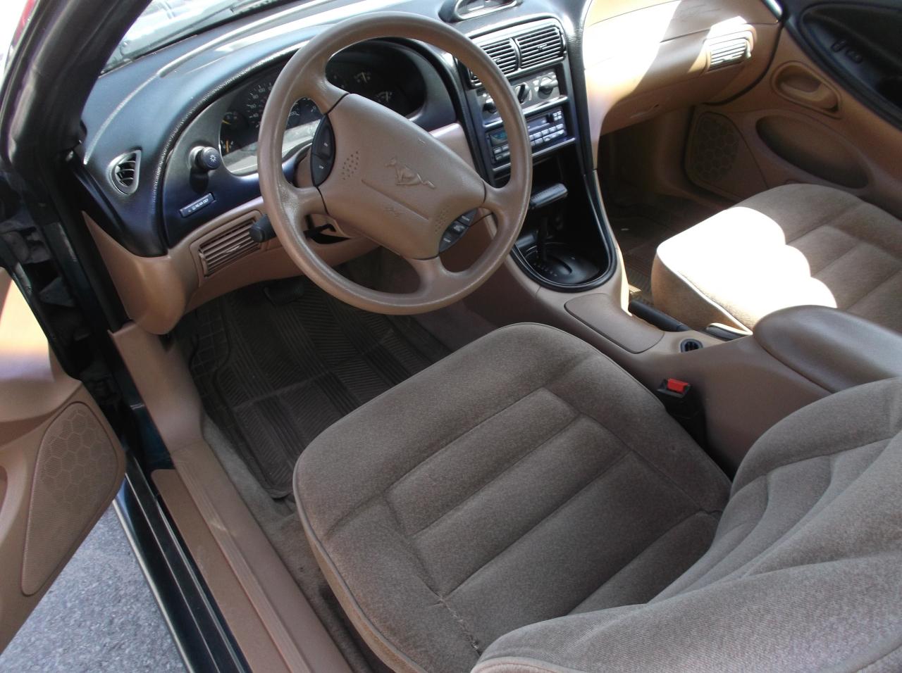 1995 Ford Mustang  - Photo #3