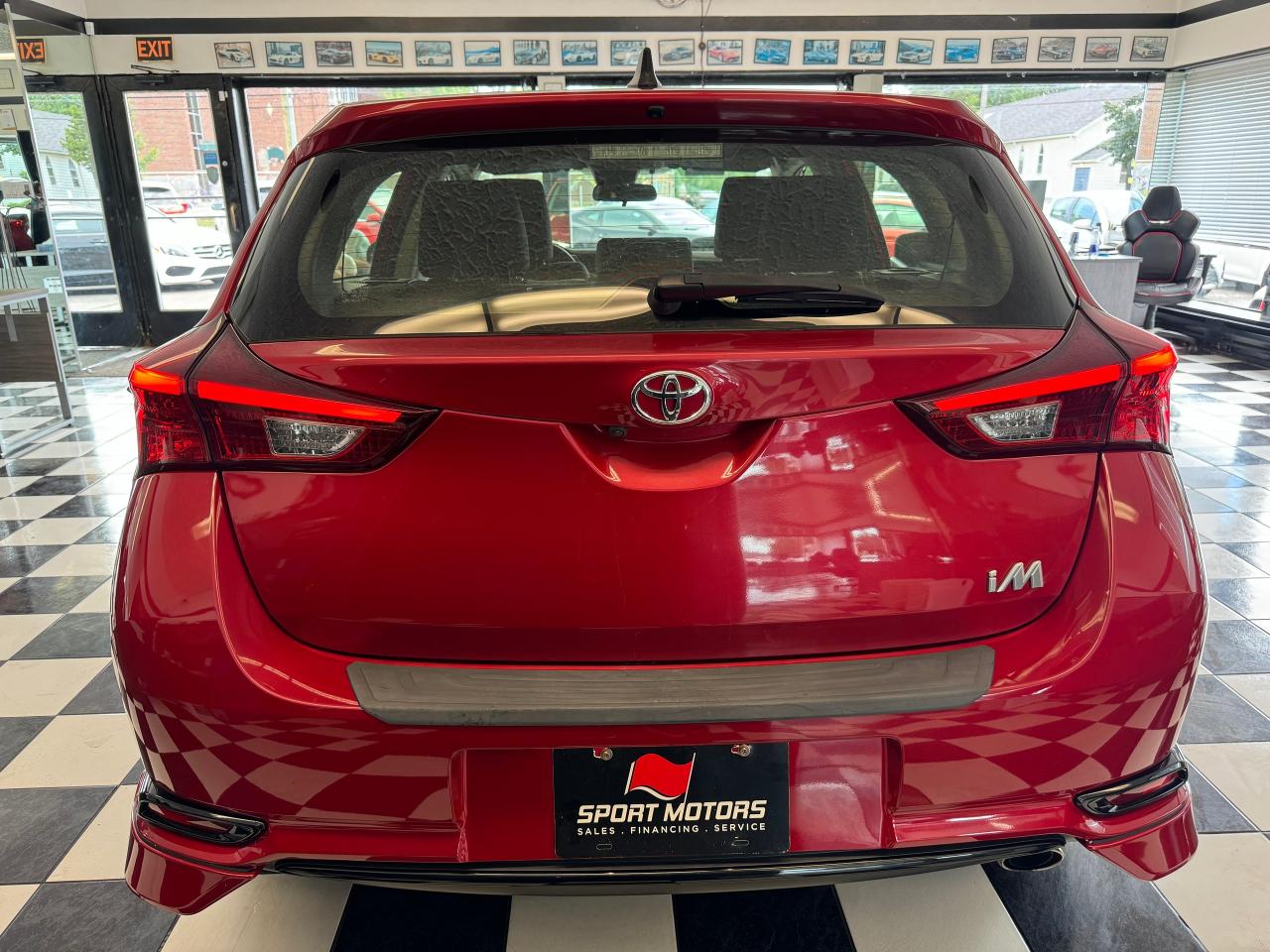 2018 Toyota Corolla iM  - Photo #4
