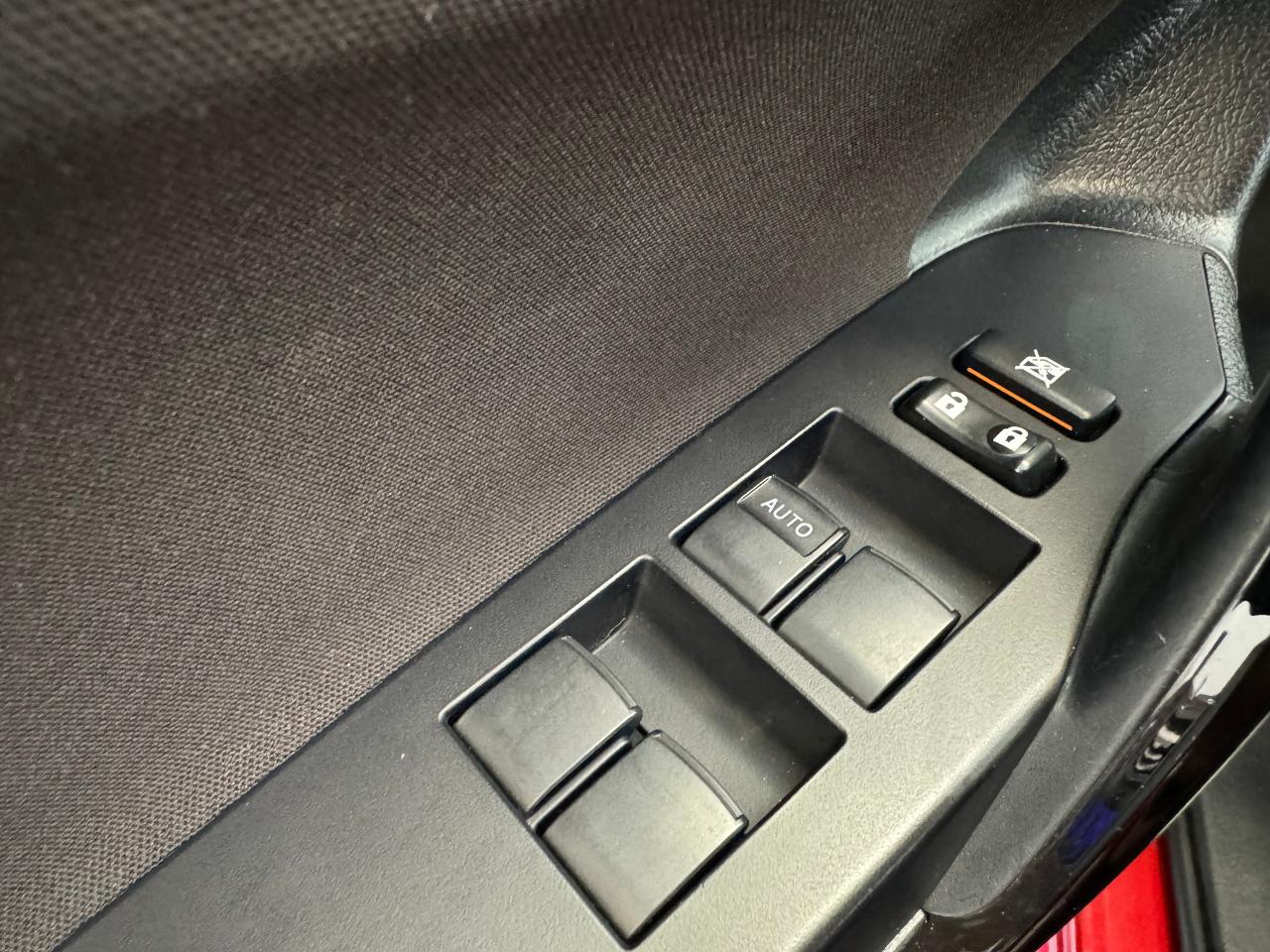 2018 Toyota Corolla iM  Photo110