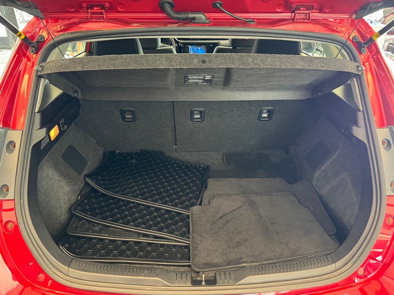 2018 Toyota Corolla iM  - Photo #25