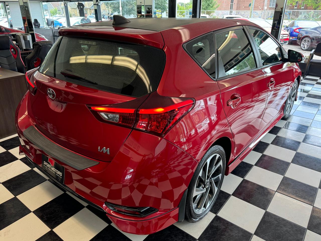2018 Toyota Corolla iM  - Photo #5