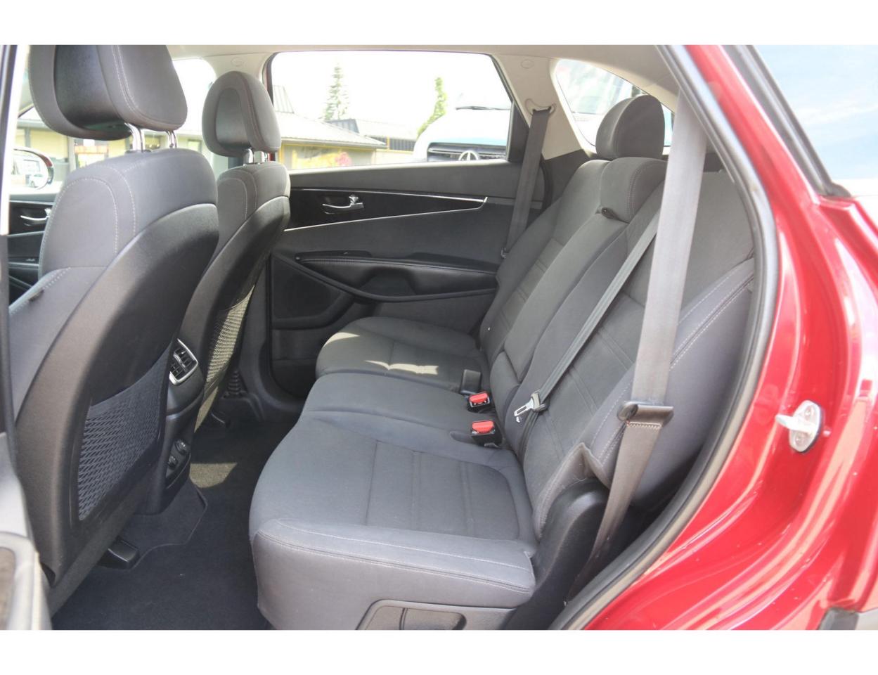 2016 Kia Sorento LX 2WD - Photo #12