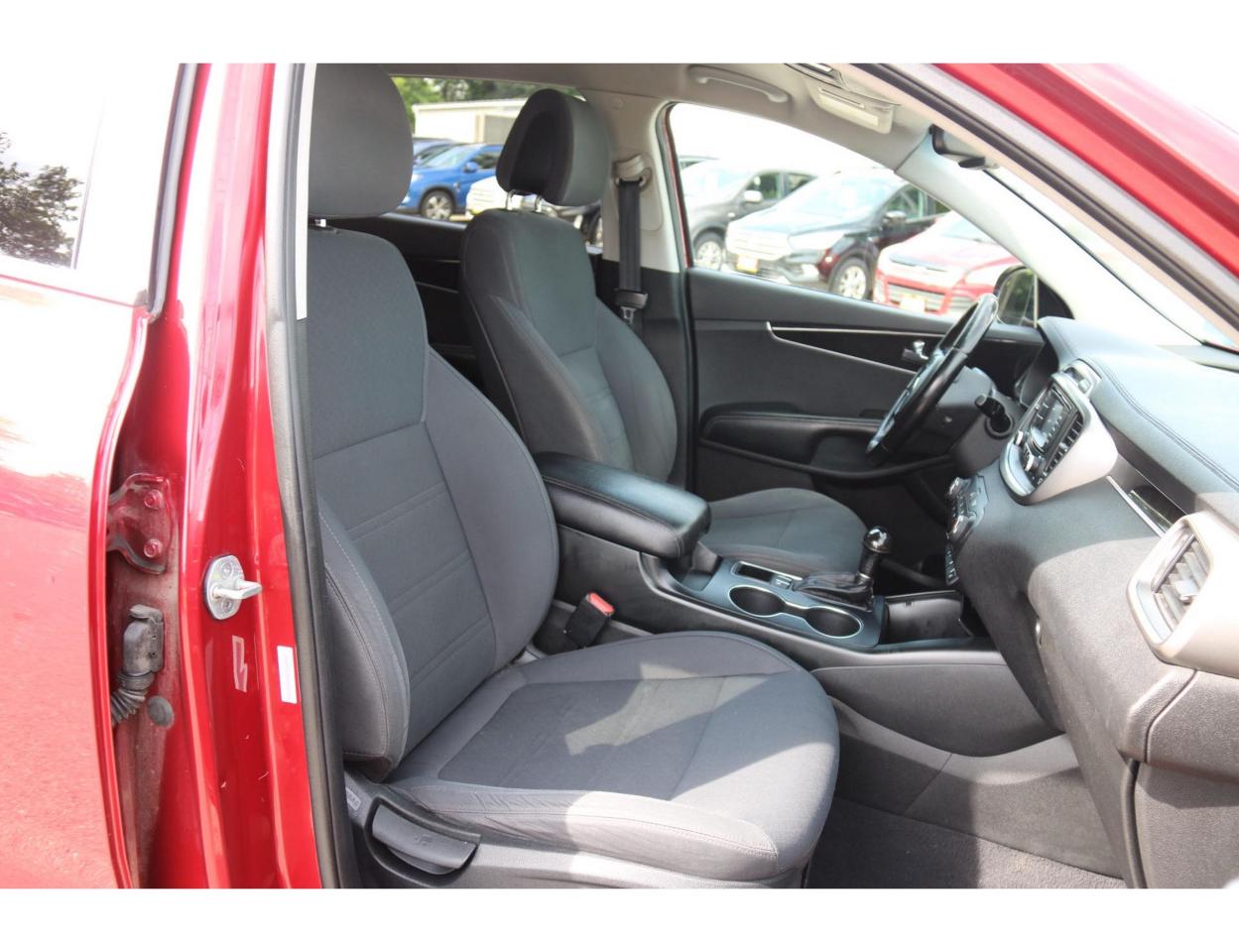2016 Kia Sorento LX 2WD - Photo #16