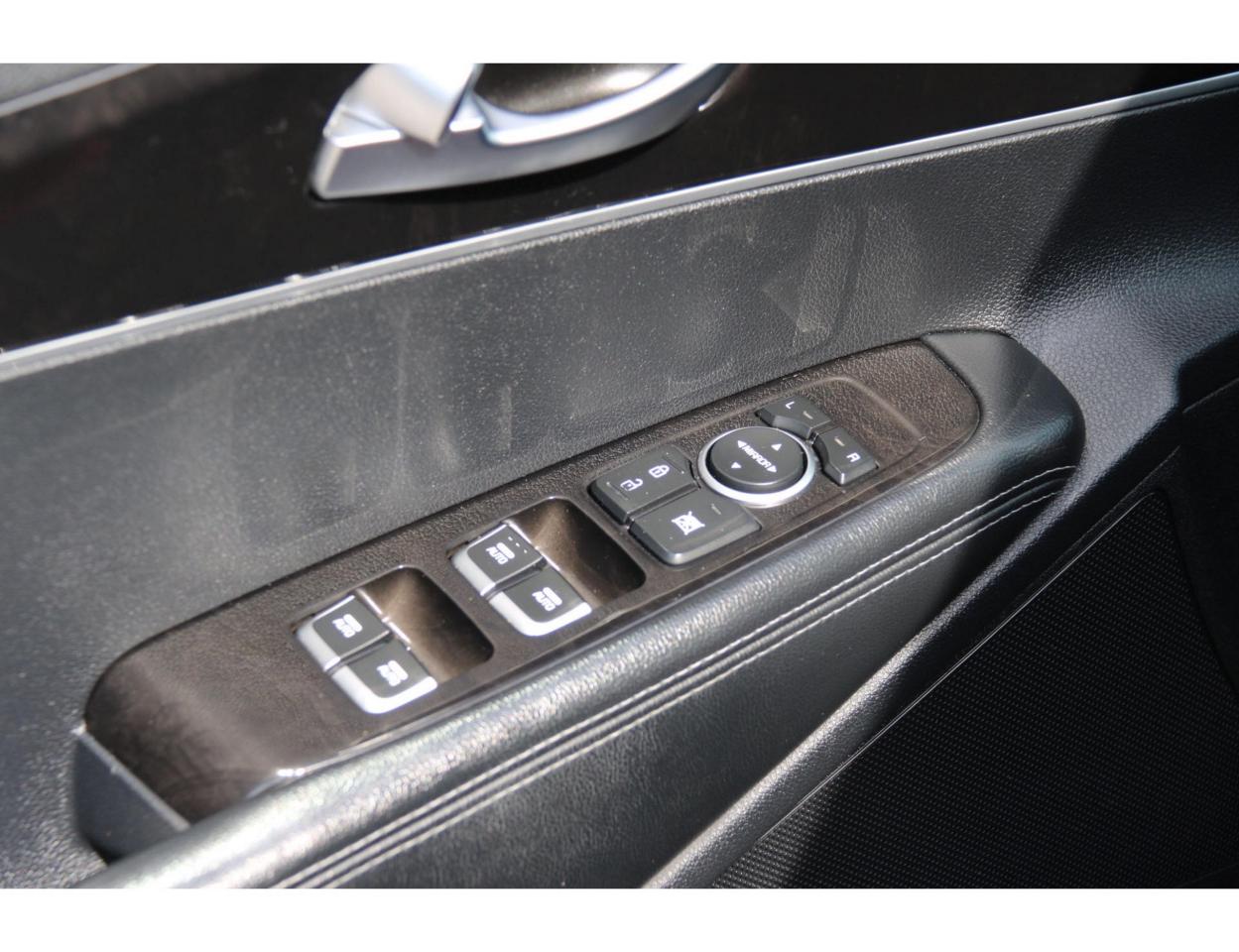 2016 Kia Sorento LX 2WD - Photo #18