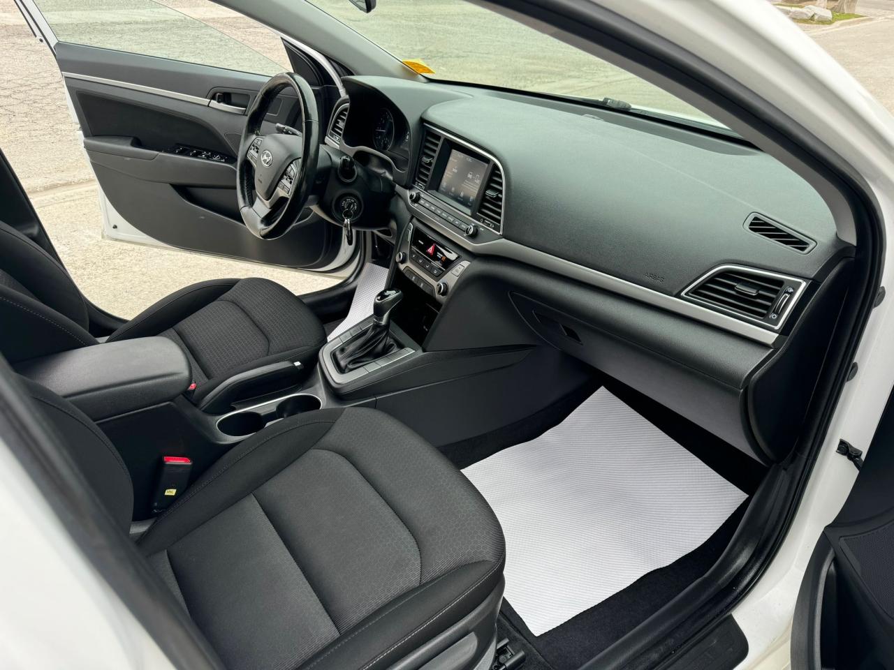 2018 Hyundai Elantra GL - Photo #8