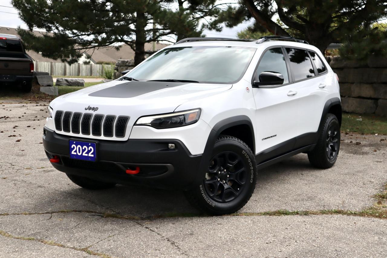 Used 2022 Jeep Cherokee Trailhawk 4x4 | SUNROOF | BACKUP CAM | CARPLAY for sale in Waterloo, ON