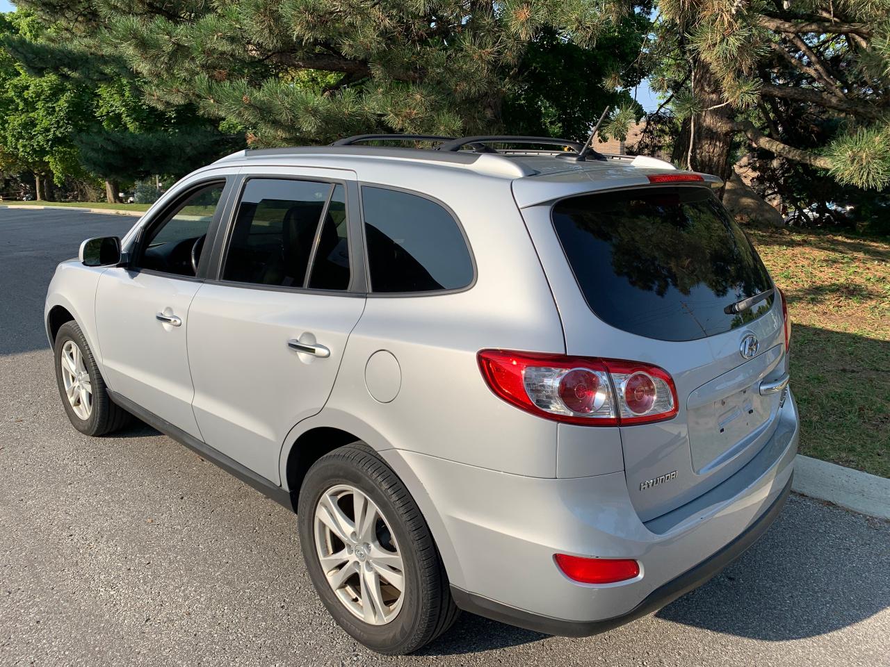 2010 Hyundai Santa Fe AWD 4dr V6 Auto Limited w/Navi Photo3