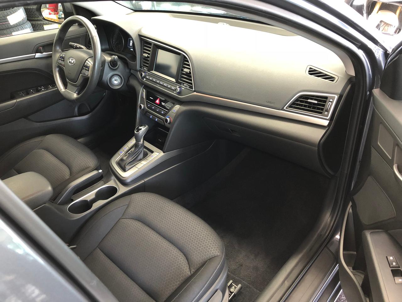 2018 Hyundai Elantra GL+Camera+ApplePlay+Heated Seats & Steering+A/C - Photo #17