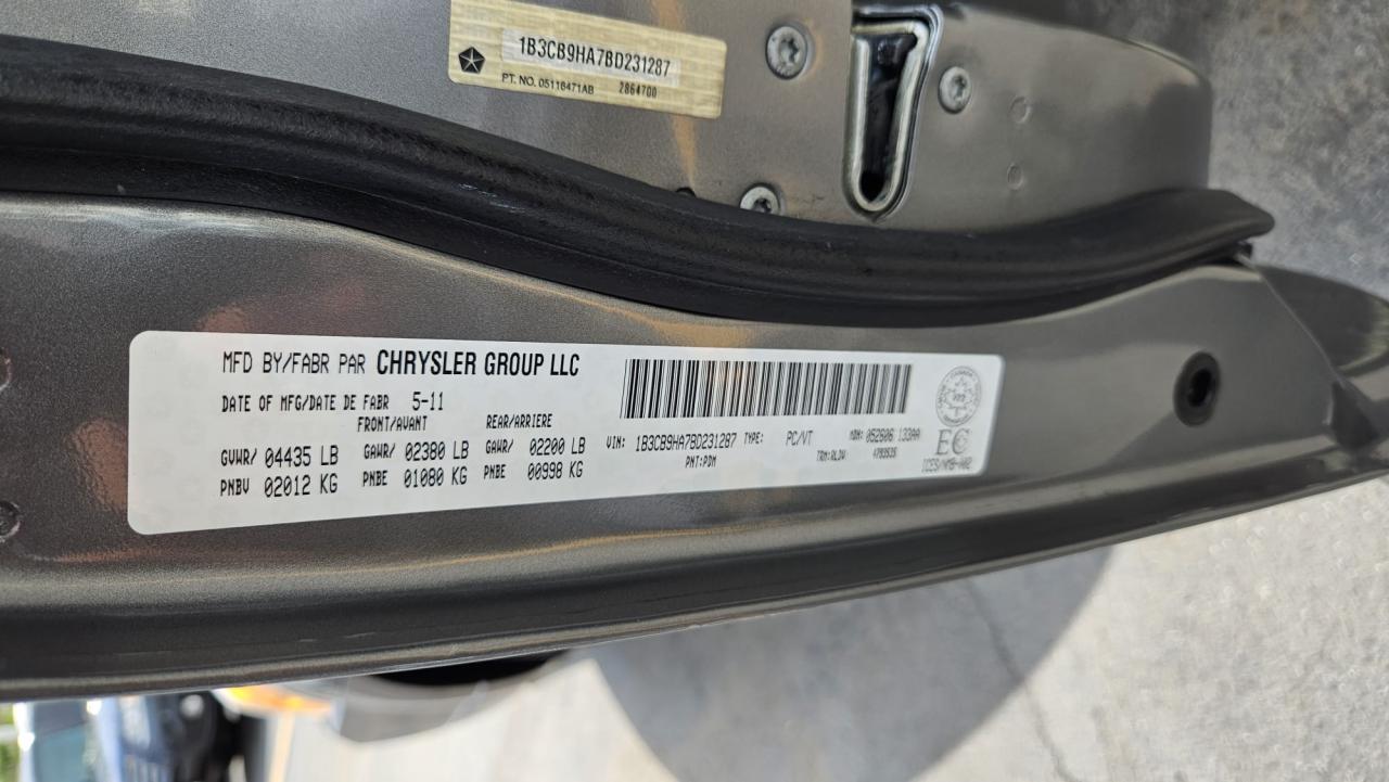 2011 Dodge Caliber  - Photo #33