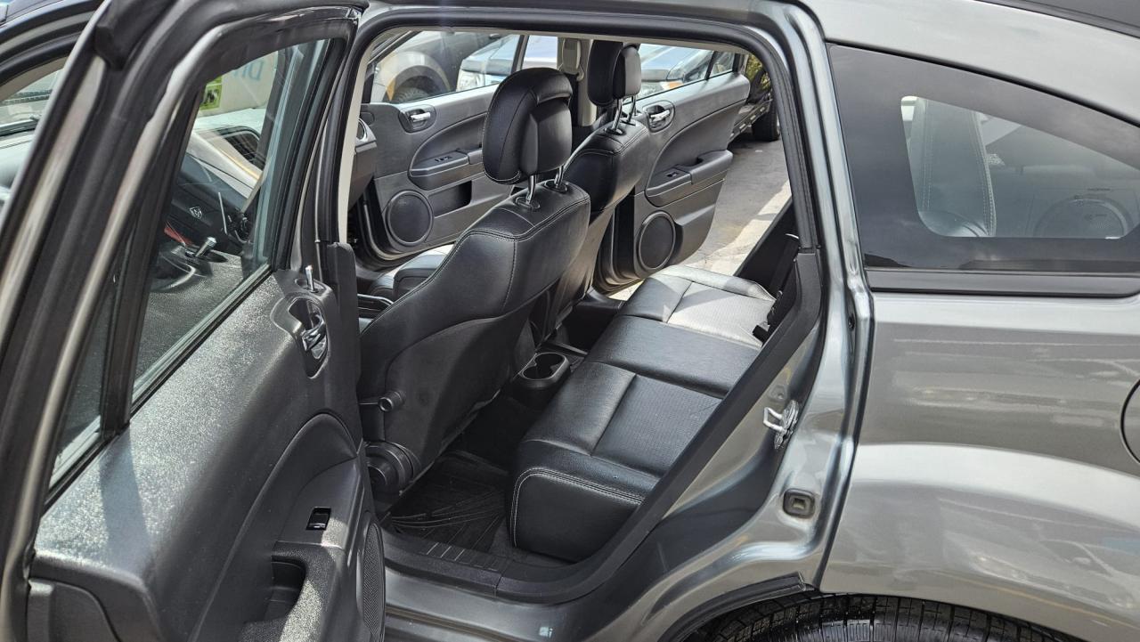 2011 Dodge Caliber  - Photo #29