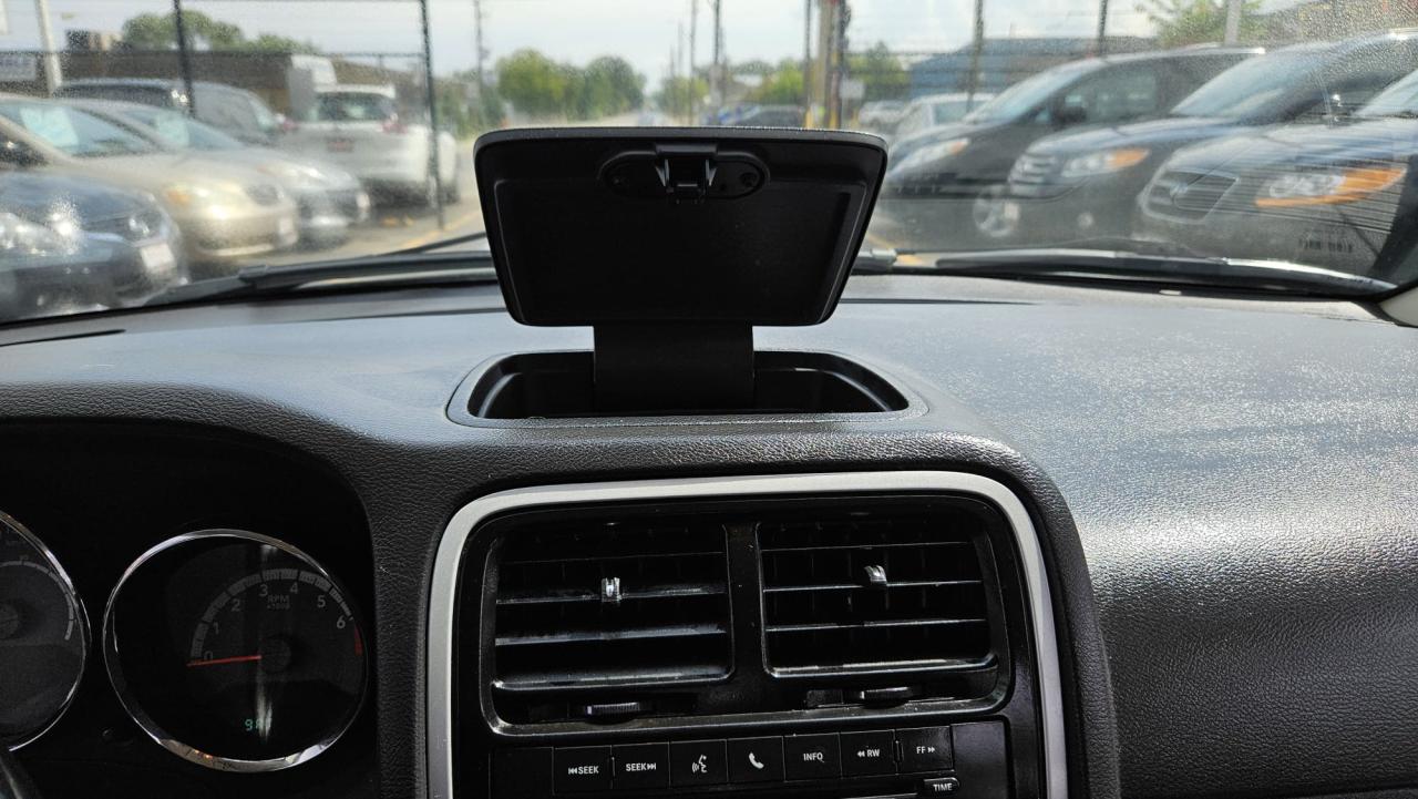 2011 Dodge Caliber  - Photo #19