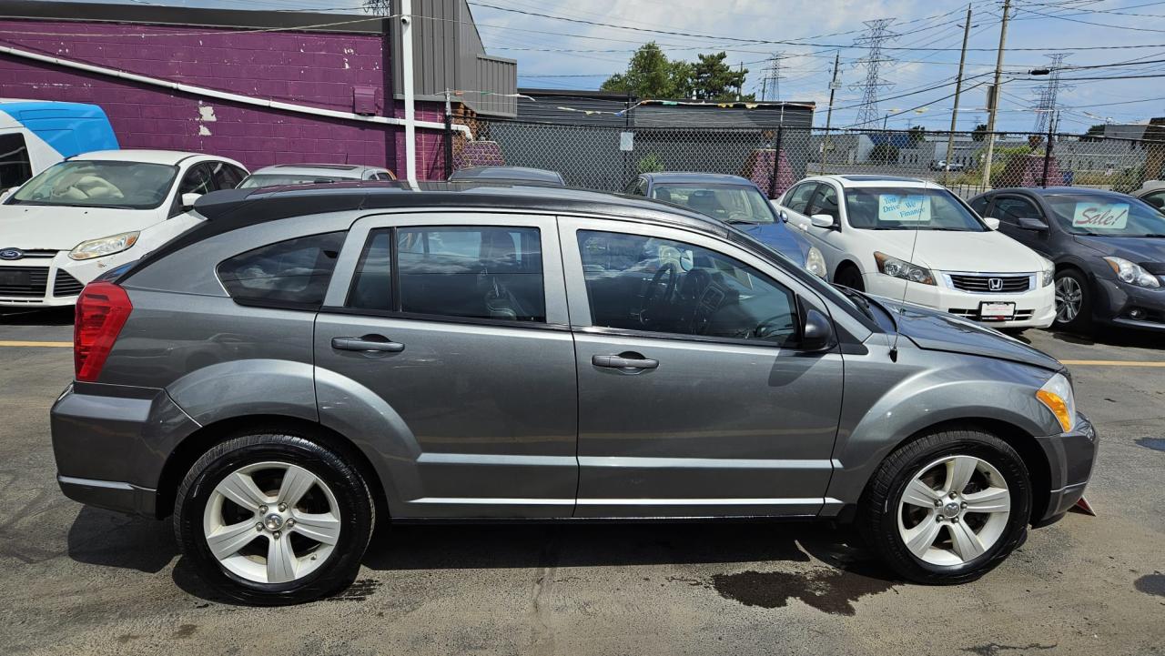 2011 Dodge Caliber  - Photo #3