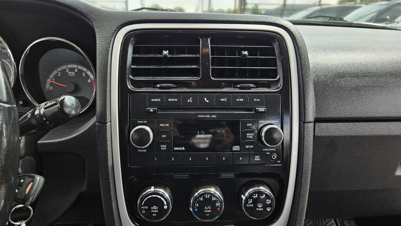 2011 Dodge Caliber  - Photo #20