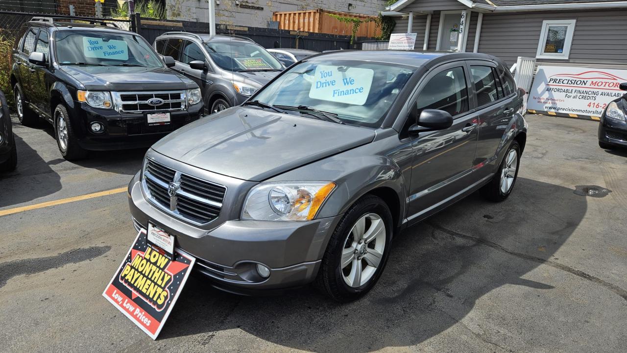 2011 Dodge Caliber  - Photo #2