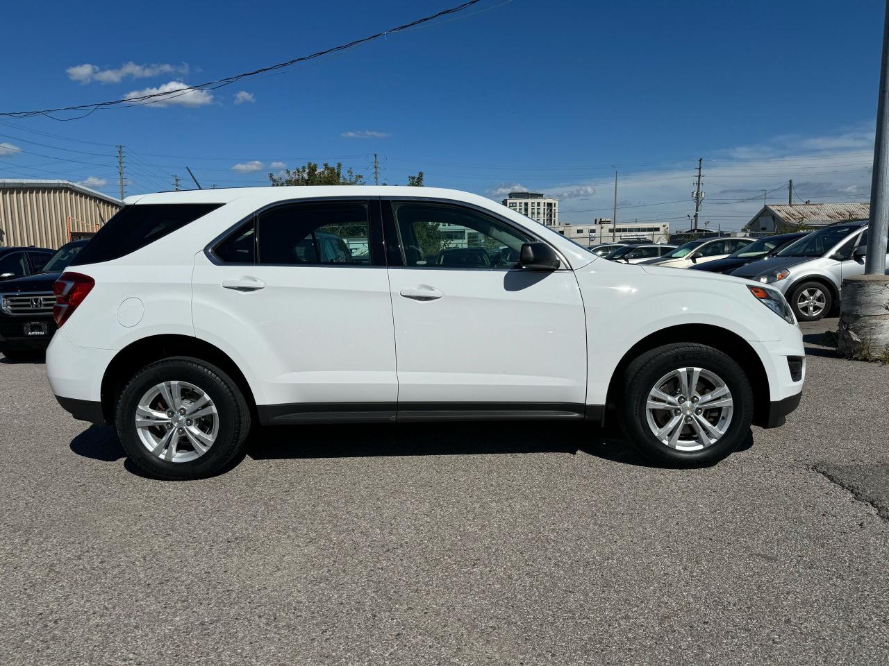2016 Chevrolet Equinox LS - Photo #4