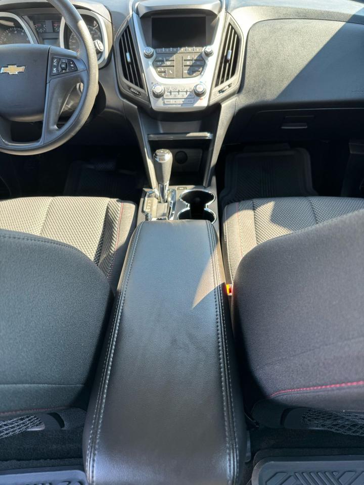 2016 Chevrolet Equinox LS - Photo #15