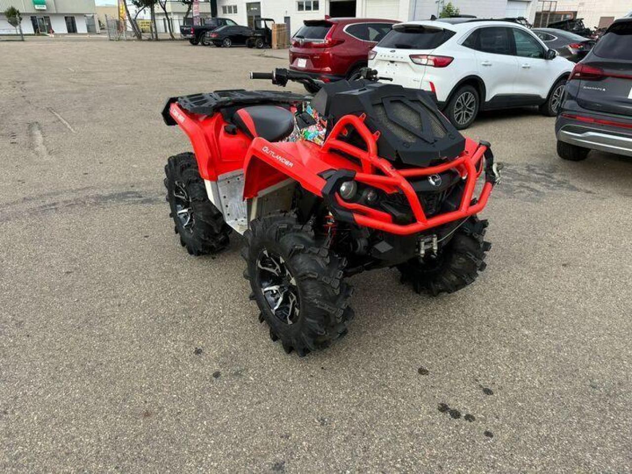 2018 Can-Am Outlander 850 XMR  $101 B/W - Photo #5