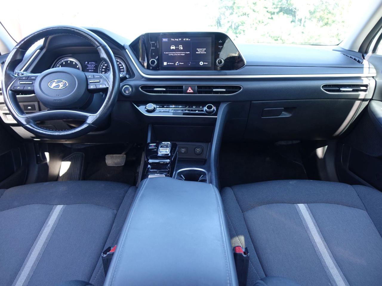 2022 Hyundai Sonata PREFERRED - Photo #12